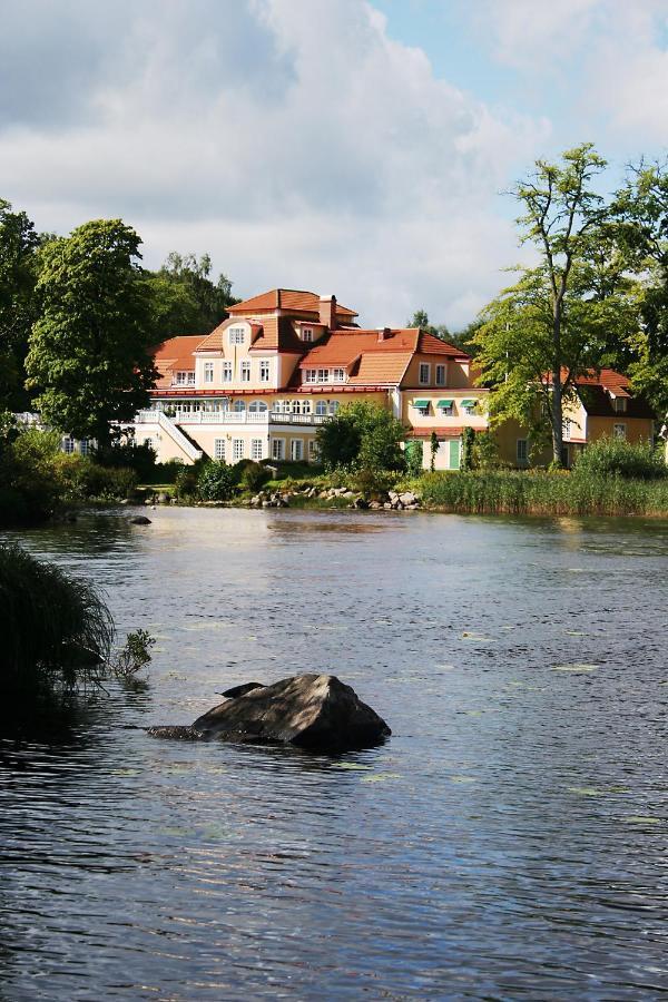 Moeckelsnaes Herrgard Dio Exterior photo